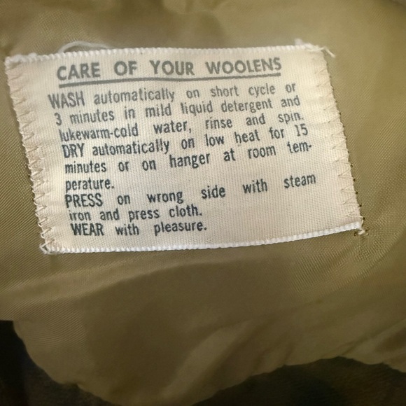 🔥Vintage & Authentic Pendleton Men's Plaid Short Sleeve Shirt🔥 - Picture 3 of 7